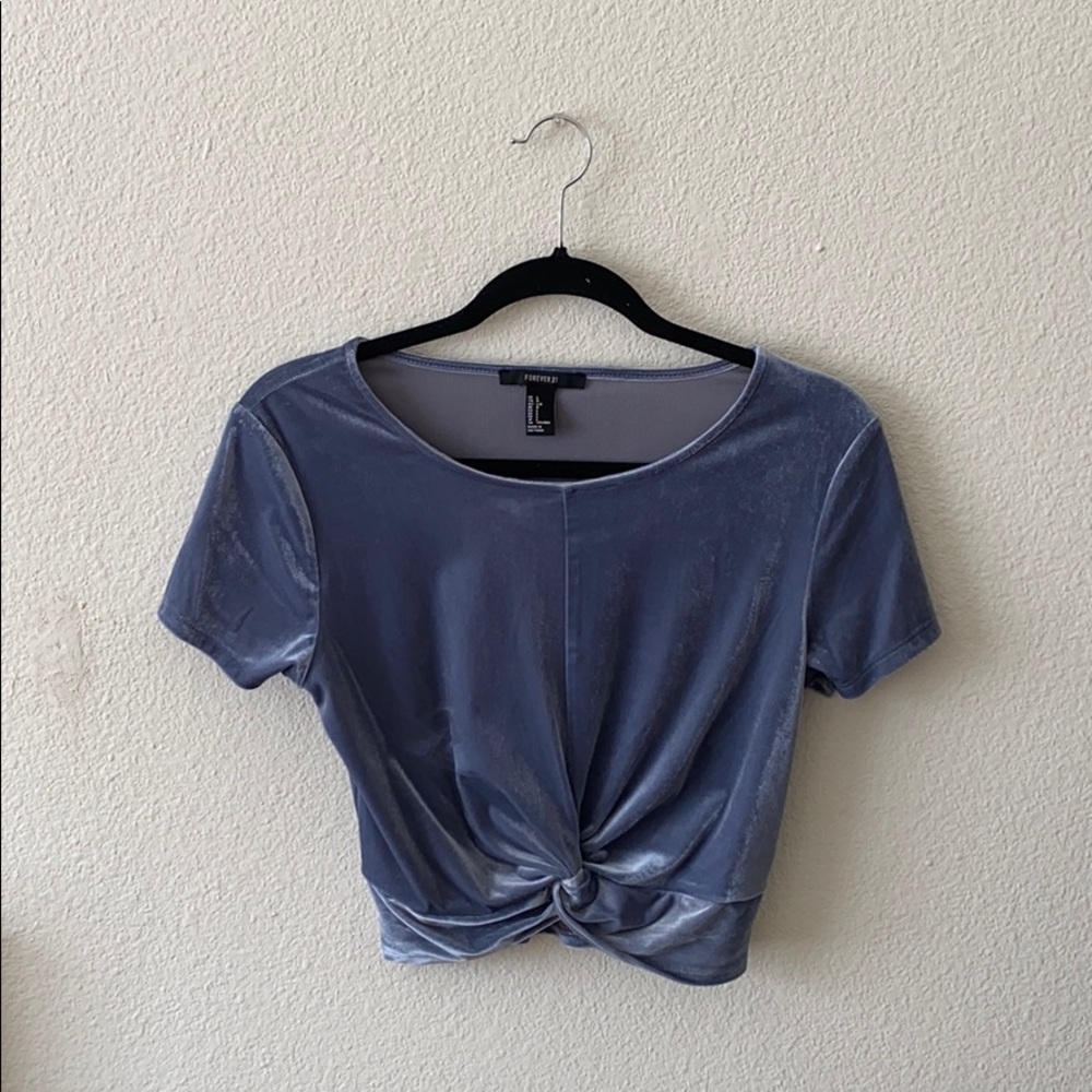 Forever 21 blue velvet crop top size S